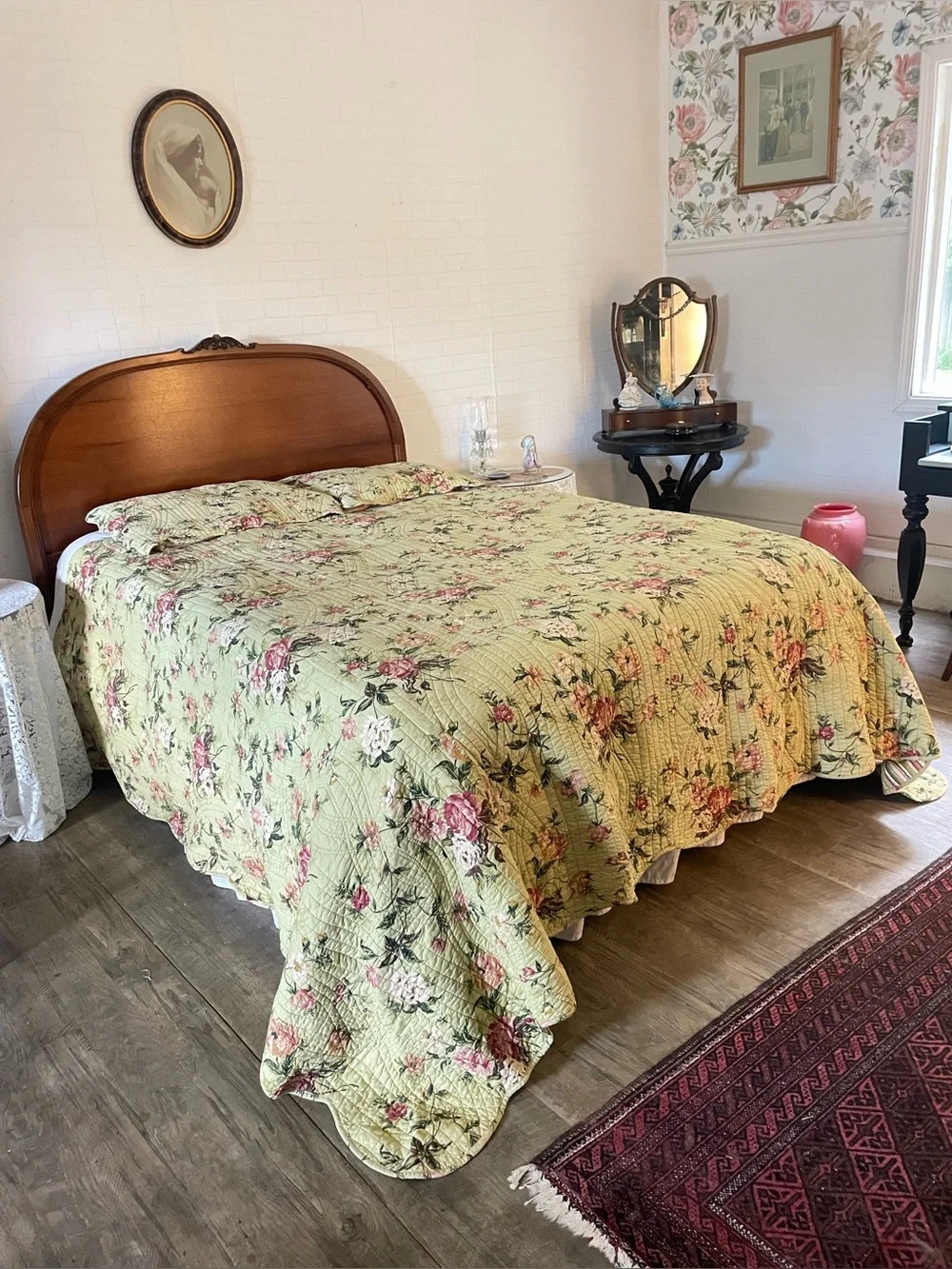 Vintage Quilt Bedspread w Shams Roses Green & Pink Cotton Shabby Cottage 86x110
